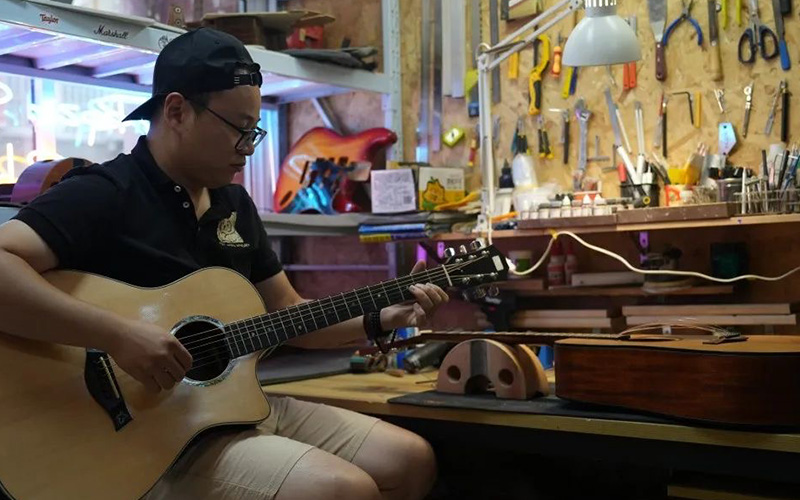 张家港市杨舍东城斑马吉他社